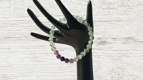 Rainbow Fluorite gemstone stretch bracelet may be suitable for people who have a metal allergy.