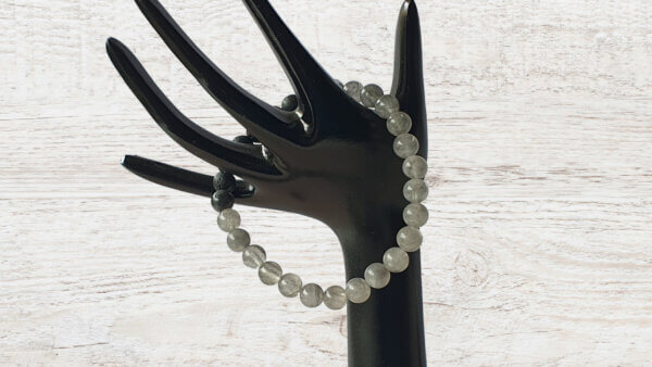 Lava stone and Cloudy Quartz stretch bracelet suitable for people with metal allergies