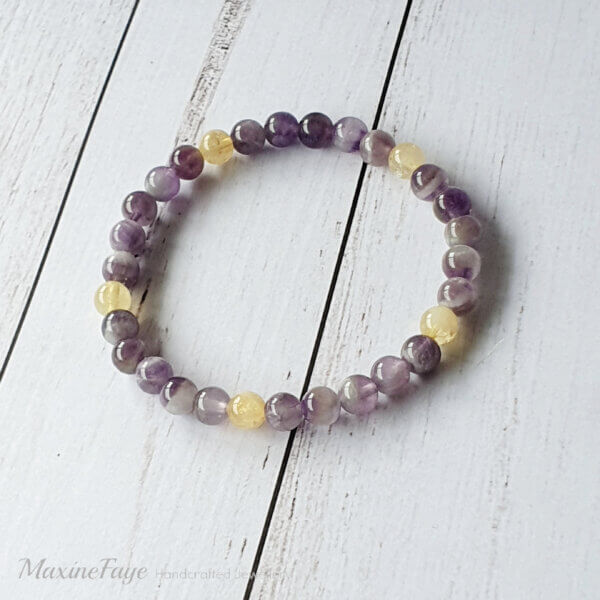 This Chevron Amethyst and Citrine gemstone stretch bracelet is suitable for people who have a metal allergy.