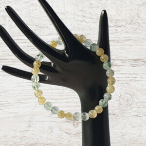 Citrine & Fluorite stretch bracelet is suitable for people who have a metal allergy.