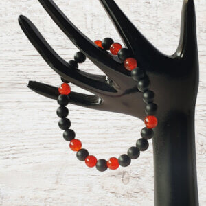 B262 Carnelian & Onyx Bracelet - www.maxinefaye.com.au