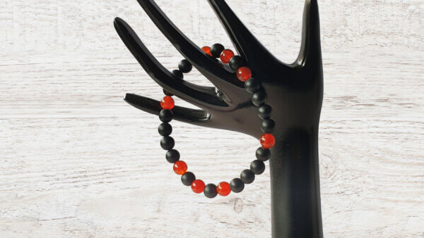 B262 Carnelian & Onyx Bracelet - www.maxinefaye.com.au