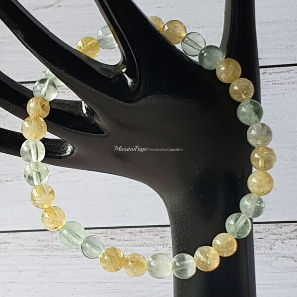 This Citrine & Fluorite stretch bracelet is suitable for people who have a metal allergy.